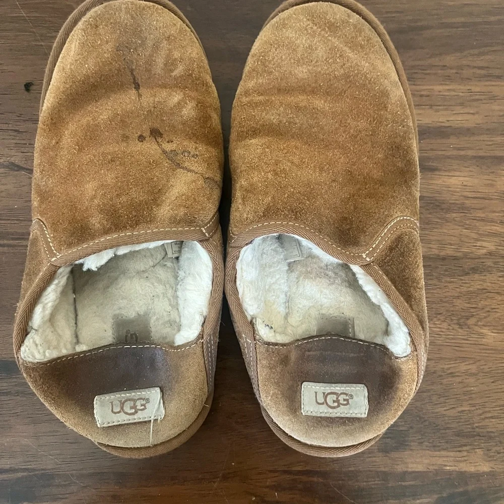 UGG Kenton Slipper Fleece Lined Stay Warm Athleisure Sz 9